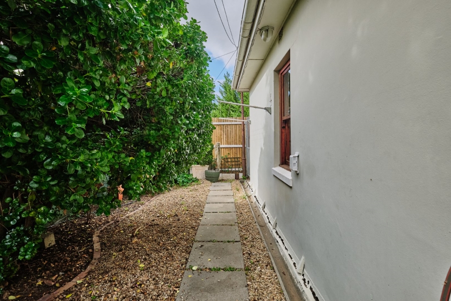 To Let 2 Bedroom Property for Rent in Wynberg Upper Western Cape